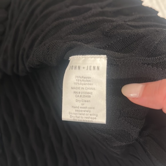 John + Jenn black textured bodycon sweater dress - Picture 9 of 10